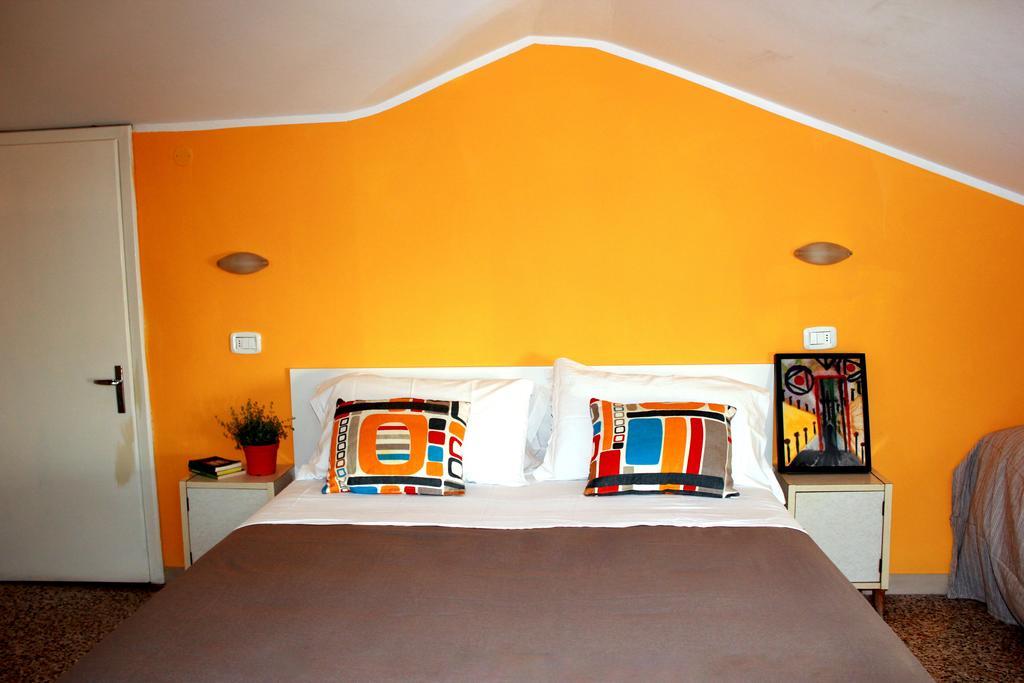 Le Aromatiche B&B Viserbella di Rimini Стая снимка